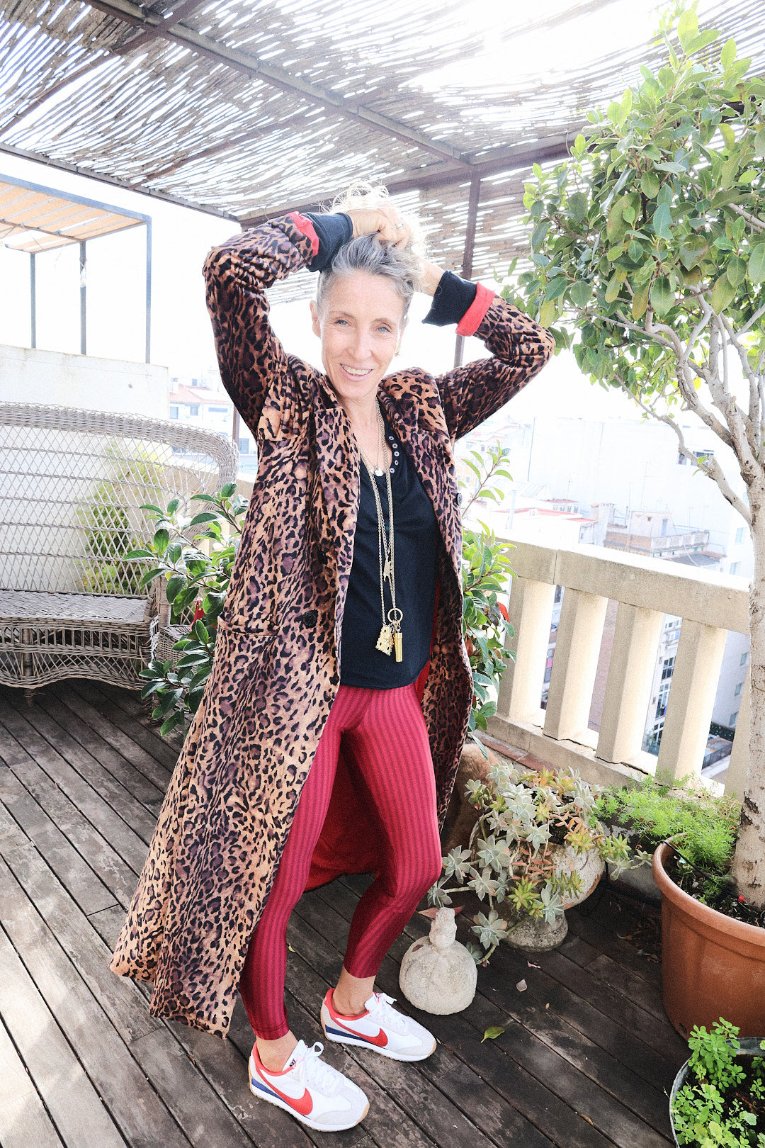 Fashion red leggings