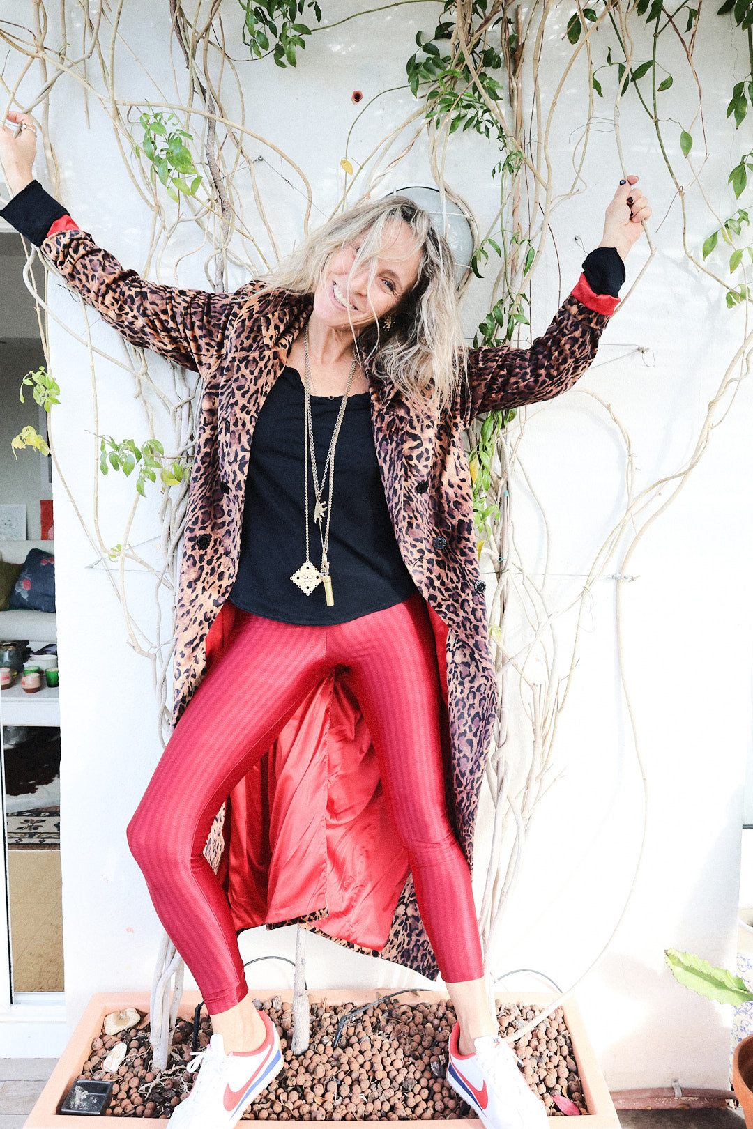 Fashion red leggings